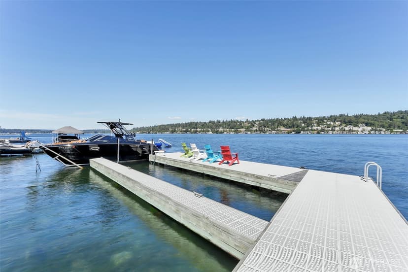Property photo for 6922 96th Avenue SE, Mercer Island photo 38