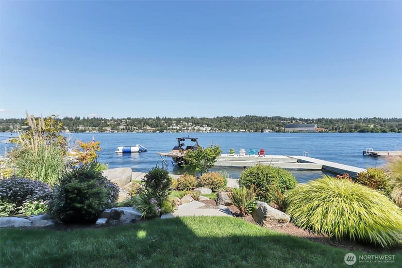 Property photo for 6922 96th Avenue SE, Mercer Island photo 33