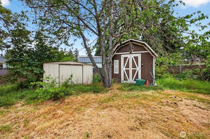 Property photo for 925 139th Street E, Tacoma photo 24