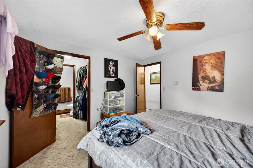 Property photo for 925 139th Street E, Tacoma photo 7