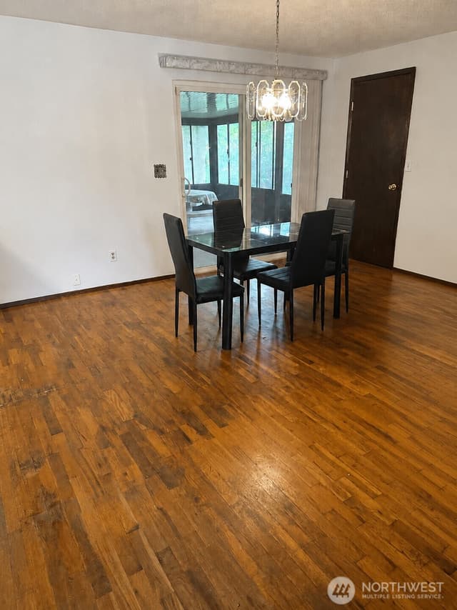 Property photo for 925 139th Street E, Tacoma photo 5