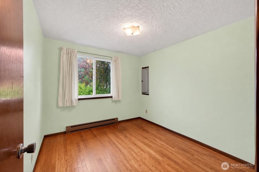 Property photo for 925 139th Street E, Tacoma photo 17