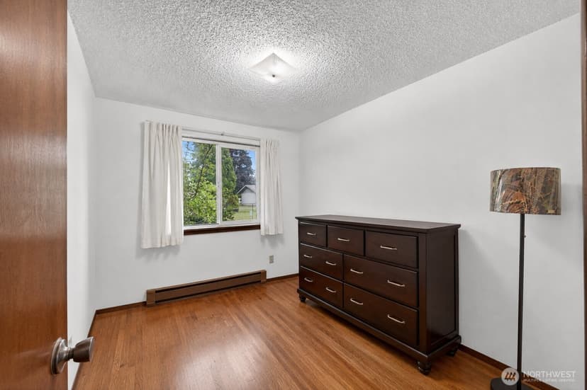 Property photo for 925 139th Street E, Tacoma photo 14