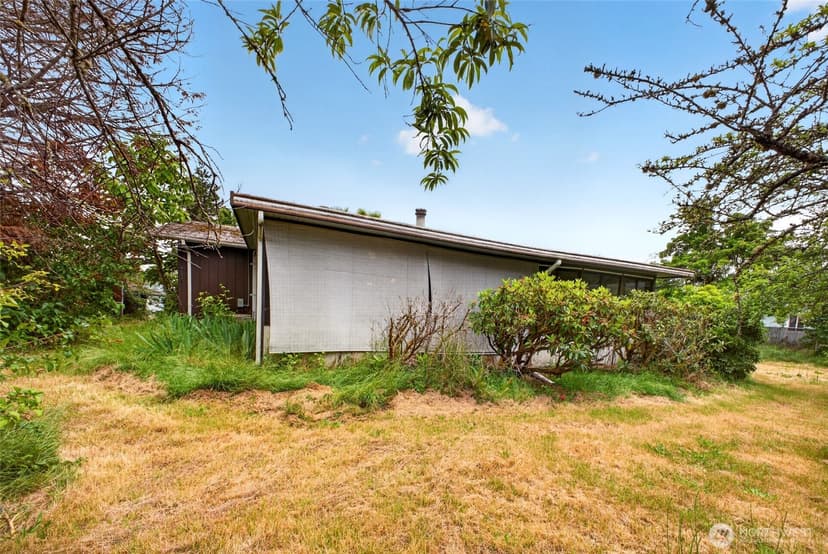 Property photo for 925 139th Street E, Tacoma photo 23
