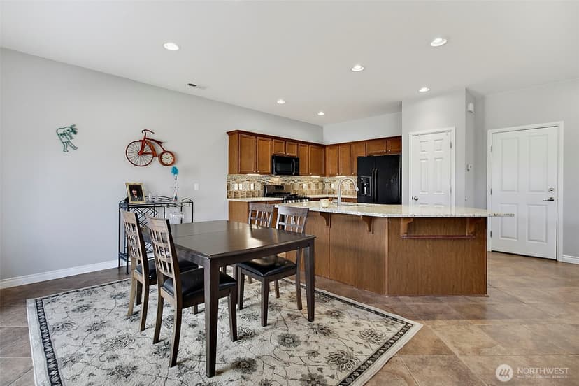 Property photo for 26249 241st Place SE, Maple Valley photo 18