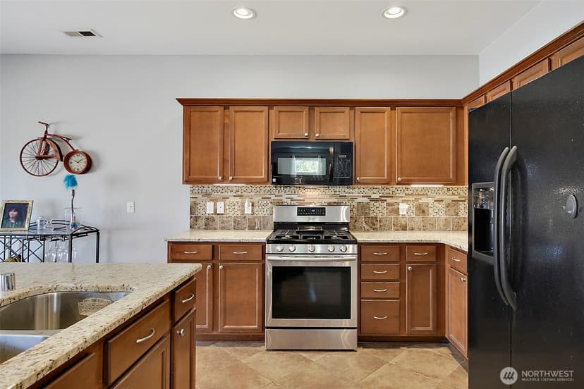 Property photo for 26249 241st Place SE, Maple Valley photo 10