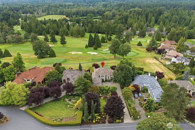 Property photo for 13935 209th Avenue NE, Woodinville photo 3