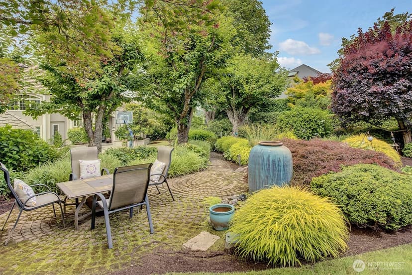 Property photo for 13935 209th Avenue NE, Woodinville photo 6