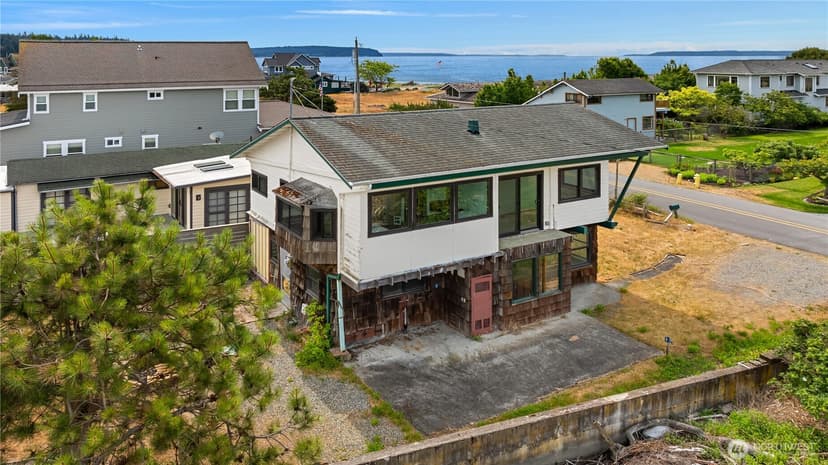 Property photo for 2403 Sunlight Beach Road, Clinton photo 15