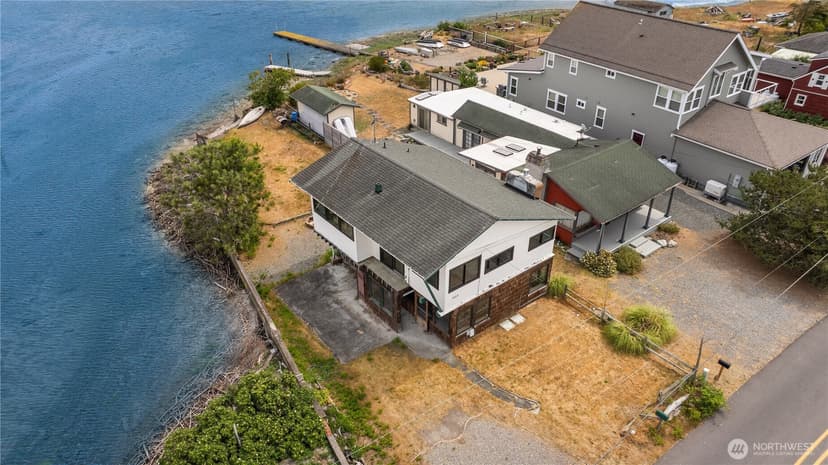 Property photo for 2403 Sunlight Beach Road, Clinton photo 5