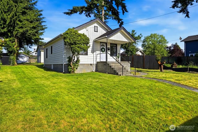 Property photo for 1608 Cedar Street, Everett photo 3