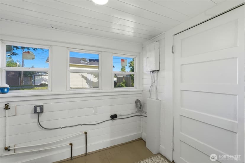 Property photo for 1608 Cedar Street, Everett photo 19