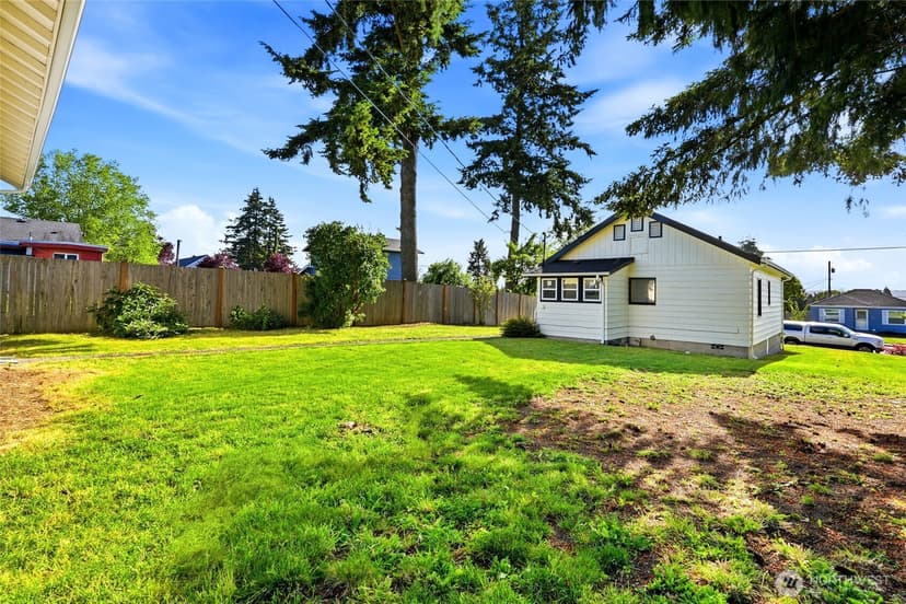 Property photo for 1608 Cedar Street, Everett photo 26