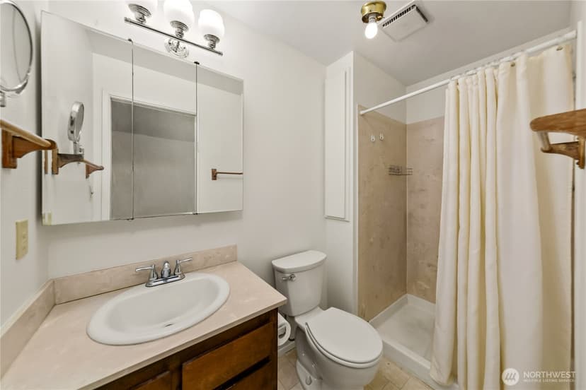 Property photo for 20813 53rd Avenue W, Lynnwood photo 15