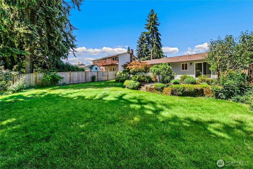 Property photo for 20813 53rd Avenue W, Lynnwood photo 19