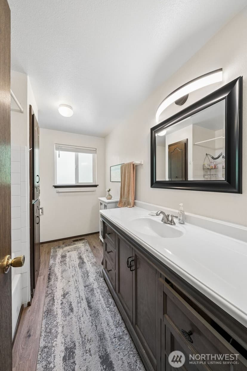 Property photo for 4201 7th Street SW, Puyallup photo 12
