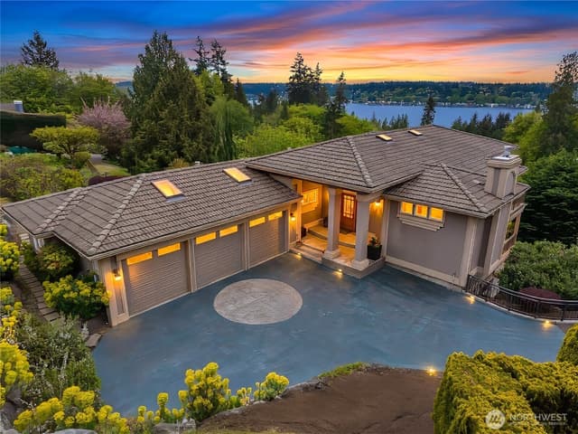 Property photo for 6317 NE 138th Place, Kirkland