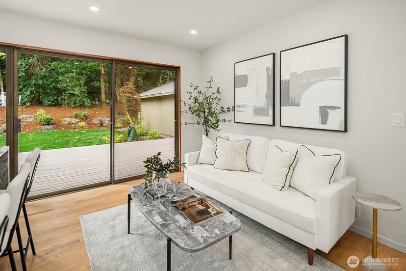 Property photo for 6750 W Mercer Way, Mercer Island photo 18