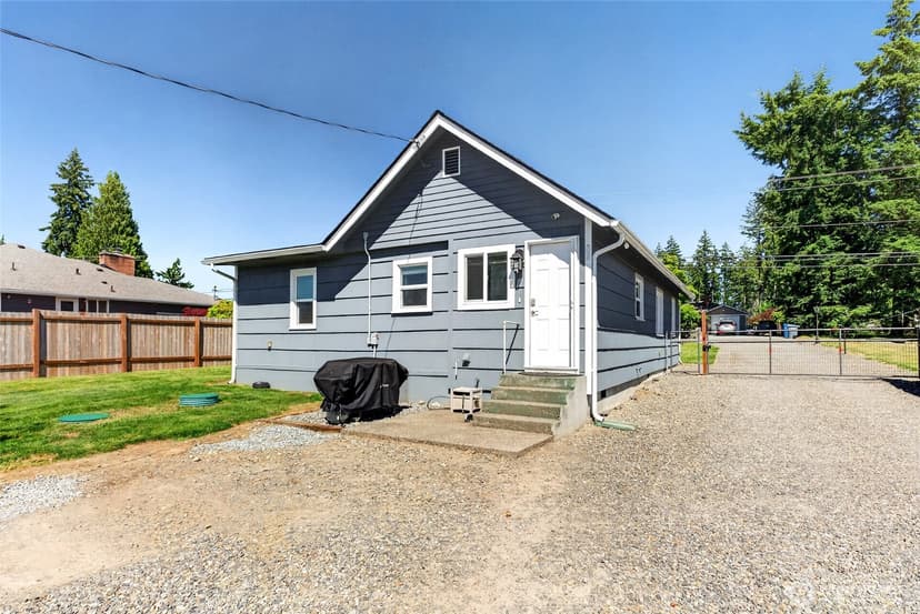 Property photo for 10520 50th Avenue E, Tacoma photo 22