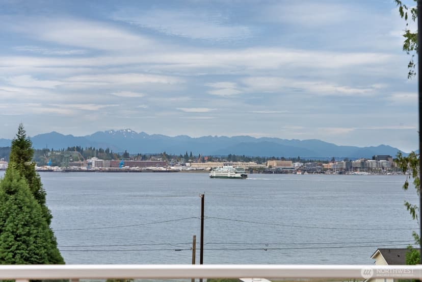 Property photo for 2717 E Lidstrom Hill Road, Port Orchard photo 17