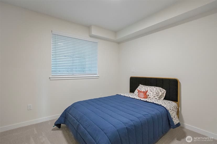 Property photo for 5244 Brooklyn Avenue NE #A, Seattle photo 10