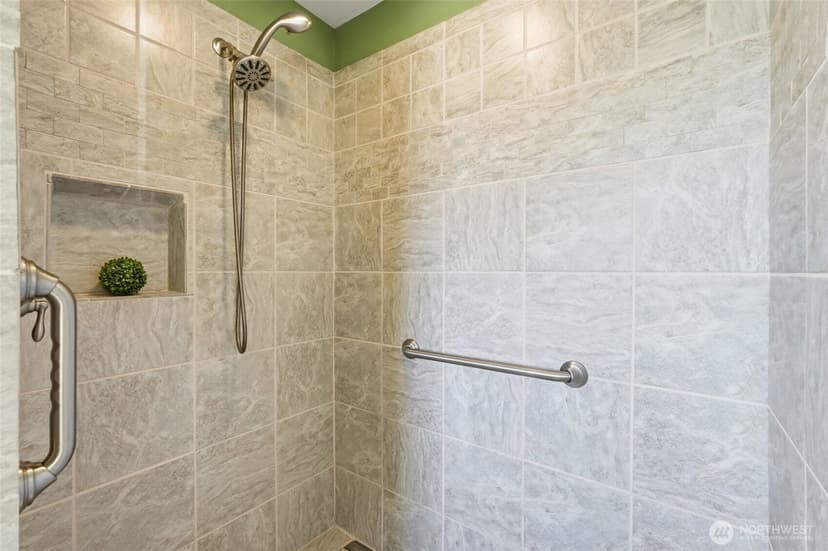 Property photo for 1931 Hoyt Avenue, Everett photo 22