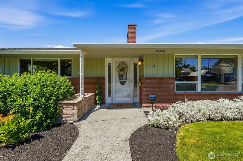 Property photo for 1931 Hoyt Avenue, Everett photo 3