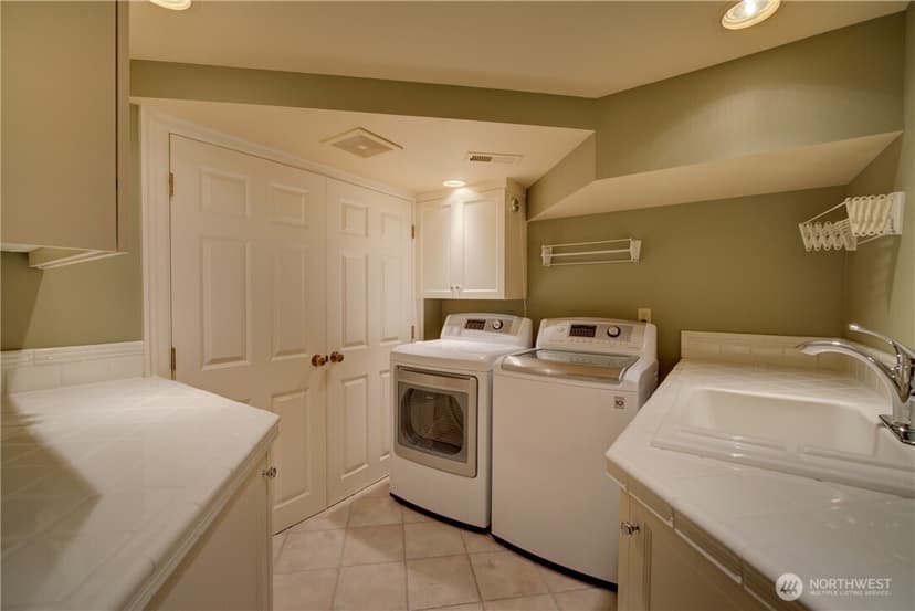 Property photo for 3608 Evergreen Point Road, Medina photo 25
