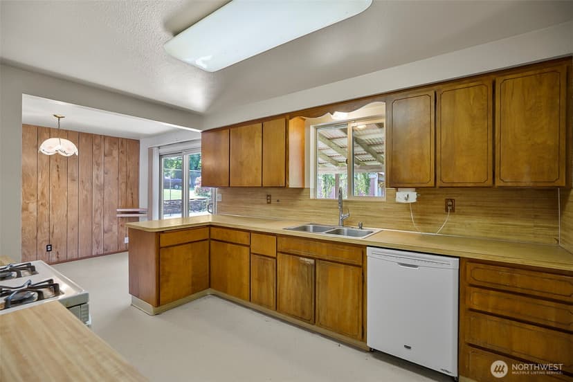 Property photo for 10520 20th Street SE, Lake Stevens photo 18