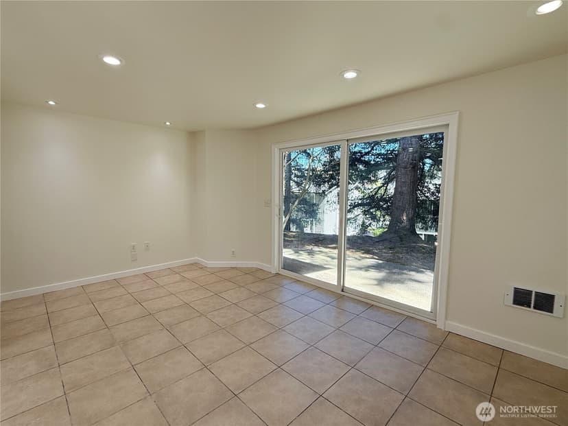Property photo for 1526 192nd Street SE #P4, Bothell photo 4