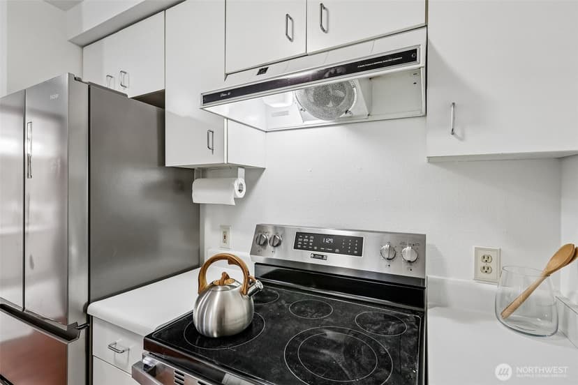 Property photo for 769 Hayes Street #309, Seattle photo 11
