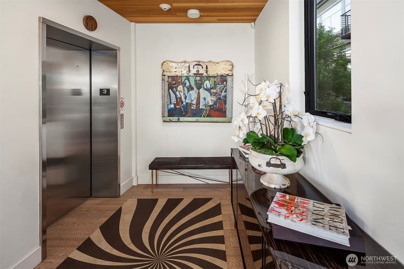 Property photo for 210 W Comstock Street #301, Seattle photo 9