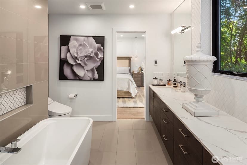 Property photo for 210 W Comstock Street #301, Seattle photo 22