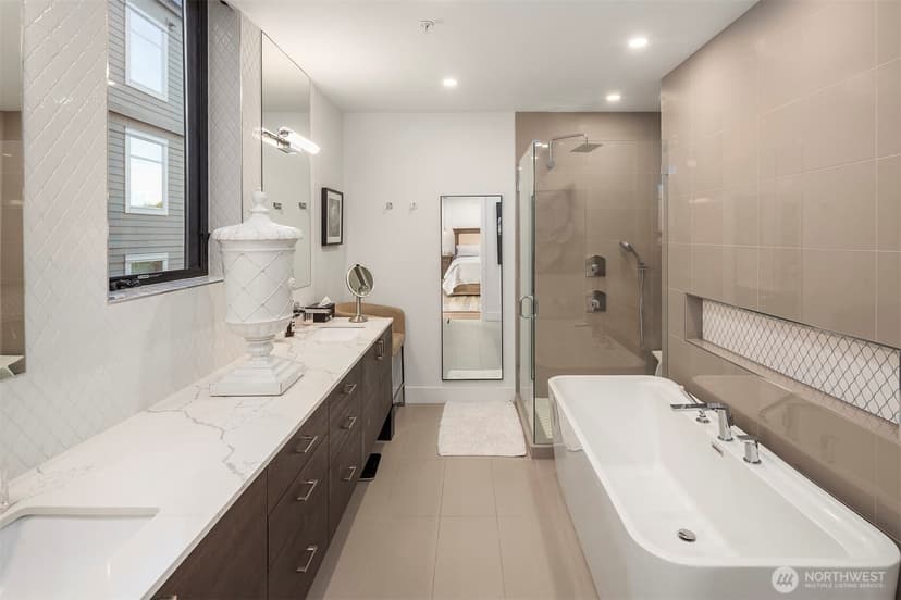 Property photo for 210 W Comstock Street #301, Seattle photo 21