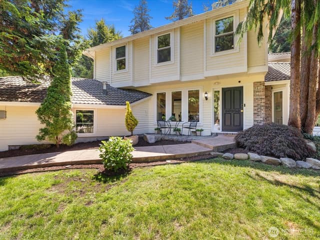 Property photo for 6914 163rd Place SW, Edmonds