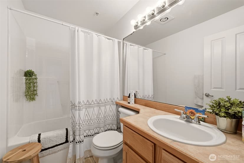 Property photo for 5710 198th Street SW #D, Lynnwood photo 21