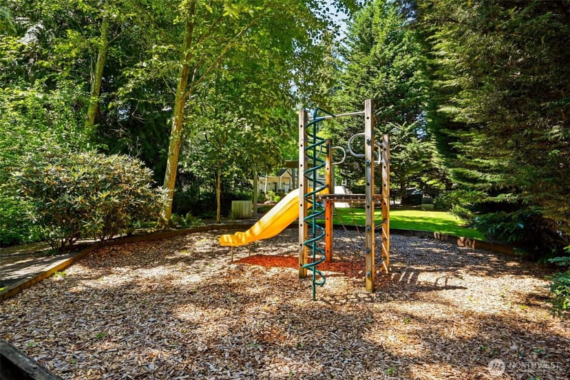 Property photo for 5710 198th Street SW #D, Lynnwood photo 35