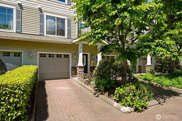 Property photo for 5710 198th Street SW #D, Lynnwood photo 3