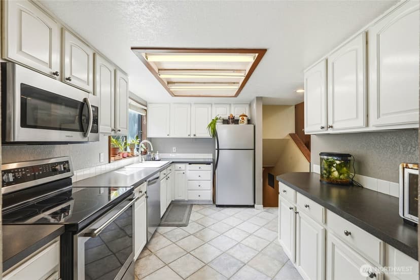 Property photo for 7611 49th Avenue W, Mukilteo photo 6