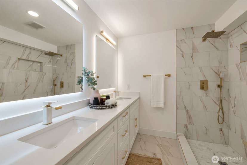 Property photo for 5109 S Willow Street, Seattle photo 20