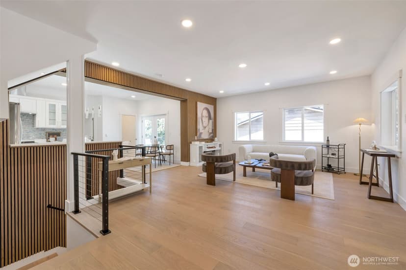 Property photo for 5109 S Willow Street, Seattle photo 4