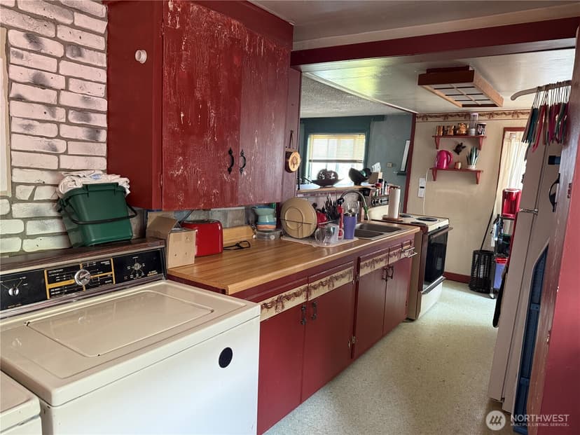 Property photo for 4143 W E Street, Bremerton photo 6