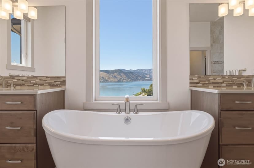 Property photo for 229 Apple Avenue, Chelan photo 37