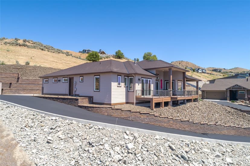 Property photo for 229 Apple Avenue, Chelan photo 6
