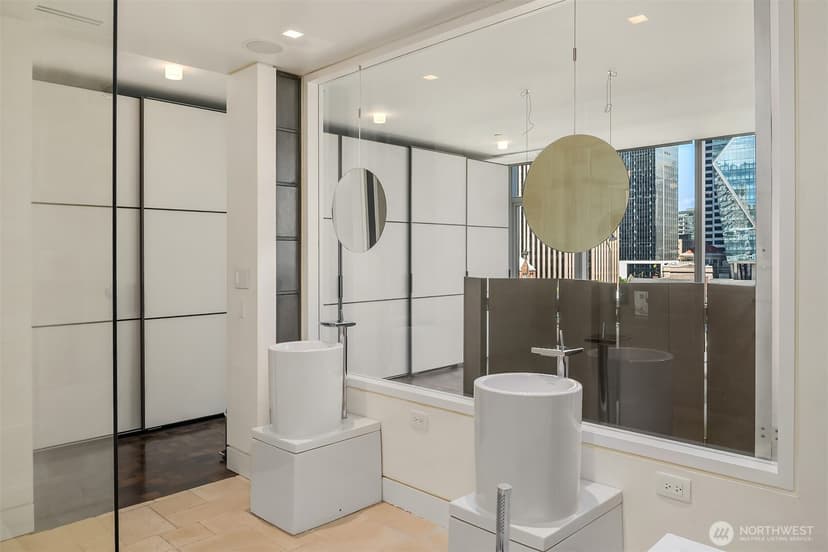 Property photo for 715 2nd Avenue #1505, Seattle photo 30