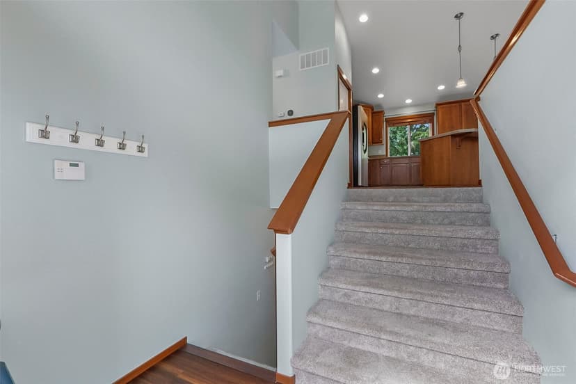 Property photo for 1026 Alger Place, Snohomish photo 18