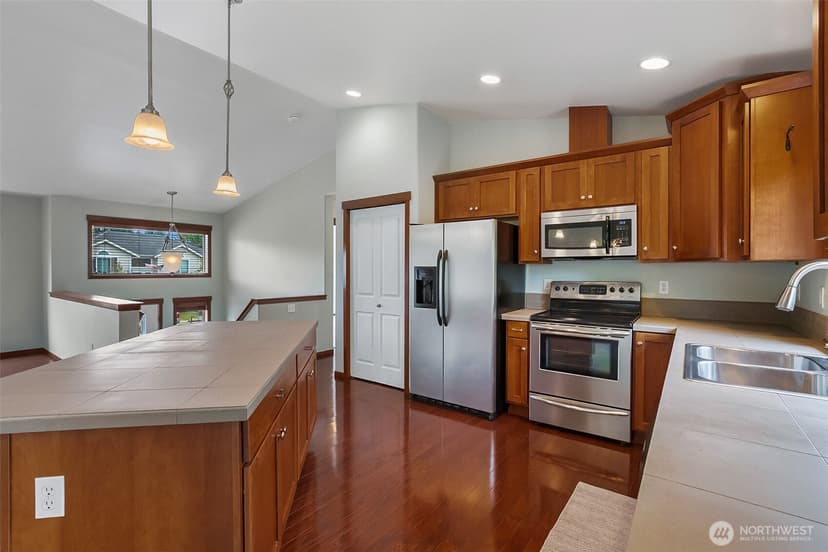 Property photo for 1026 Alger Place, Snohomish photo 6