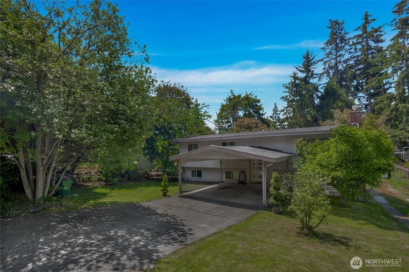 Property photo for 35745 26th Avenue S, Federal Way photo 2