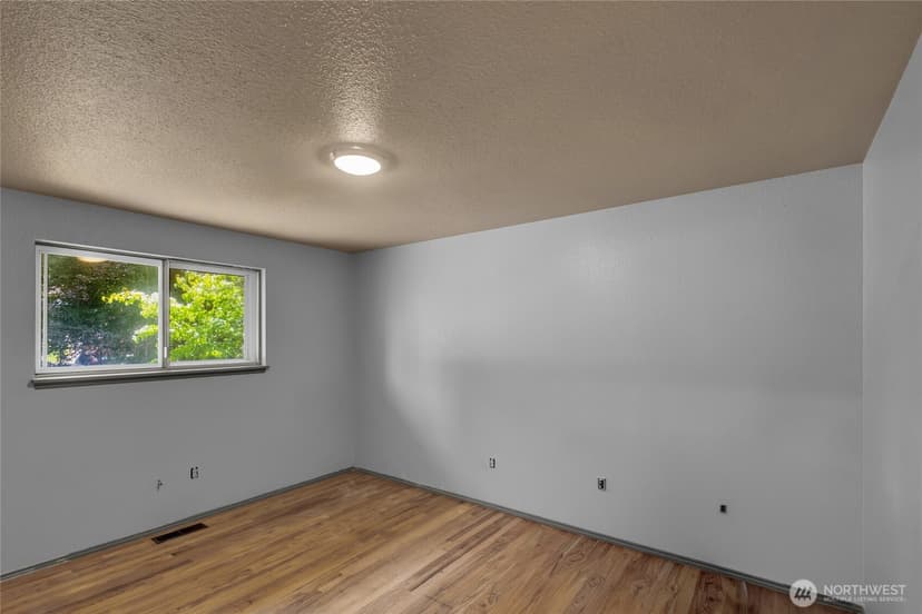 Property photo for 35745 26th Avenue S, Federal Way photo 21