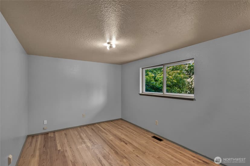 Property photo for 35745 26th Avenue S, Federal Way photo 18